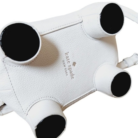 🤍🔹️ Kate Spade🔹️ Polar Bear Artic Friends White Leather Crossbody Novelty Bag - Picture 8 of 8